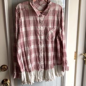 Oddy bottom up shirt with ruffle